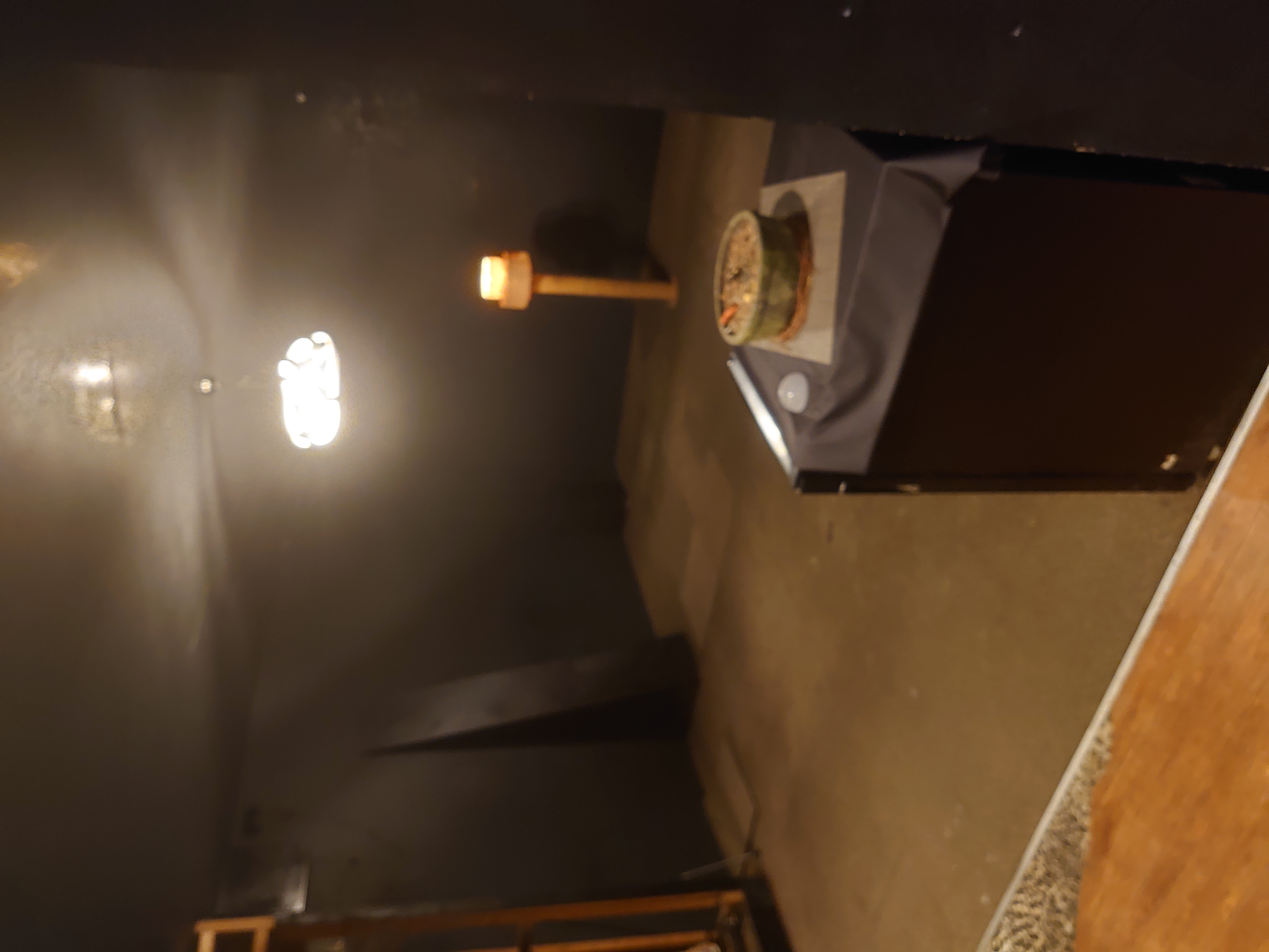 風見鶏ビル　2F店舗